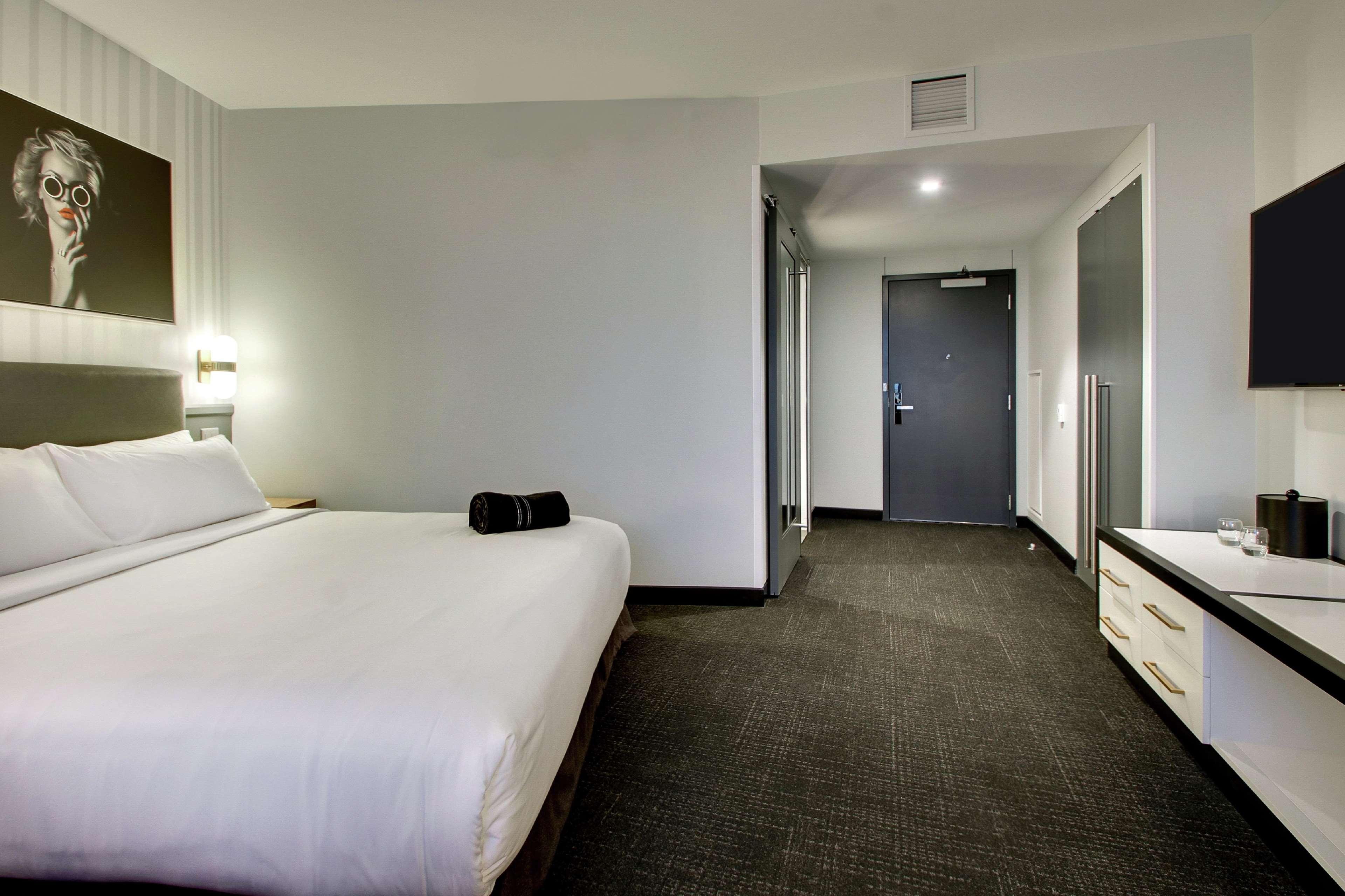 The Rose Chicago, Tapestry Collection By Hilton Hotel Rosemont Exterior photo