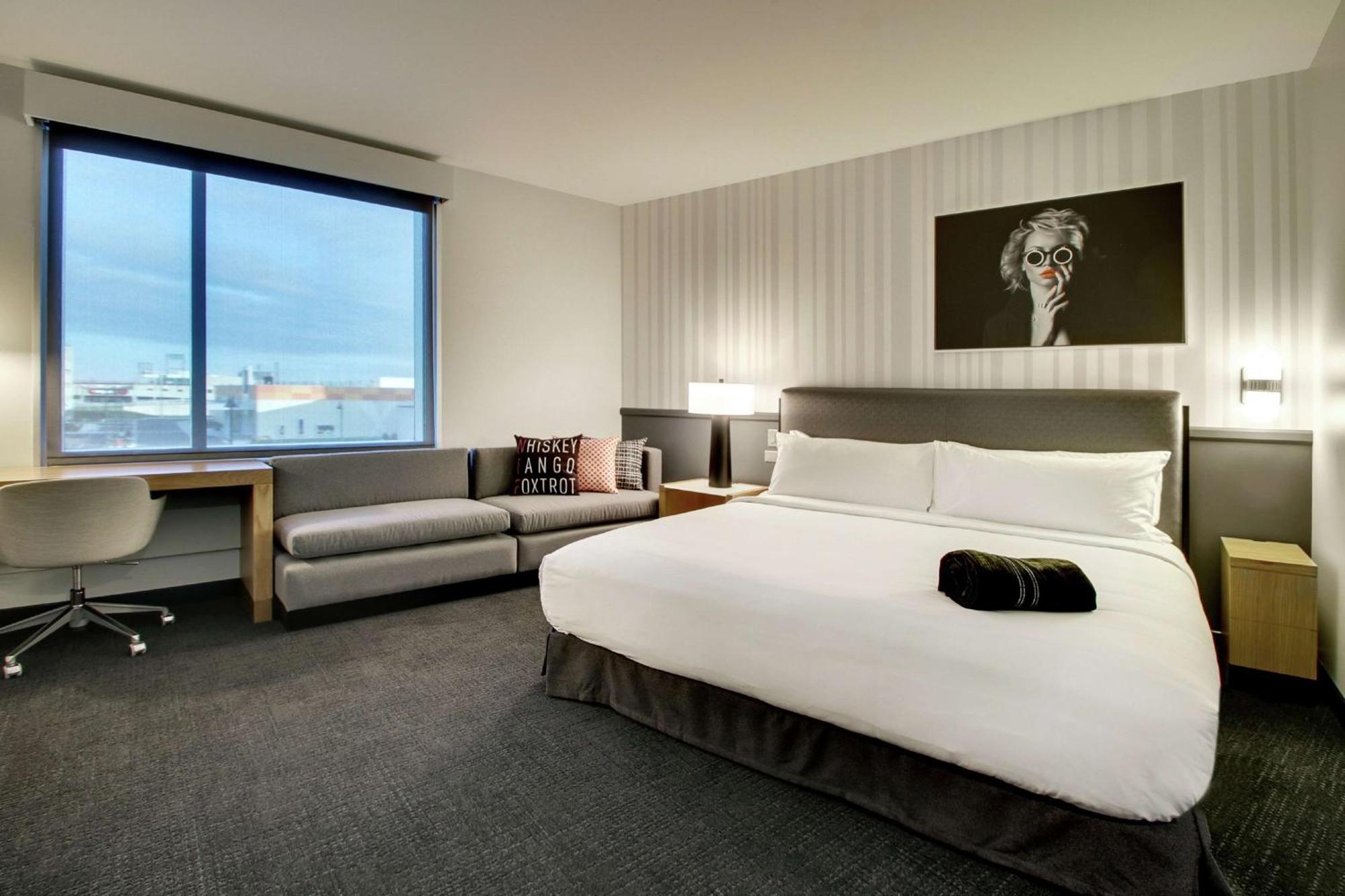 The Rose Chicago, Tapestry Collection By Hilton Hotel Rosemont Exterior photo